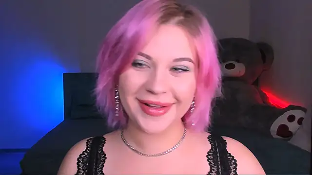 Snapshot of evaharve chatting on 12/25/24, 04:12 evaharve online show from 12/25/24, 04:12