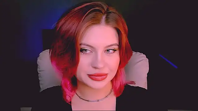 Snapshot of evaharve chatting on 09/09/25, 10:19 evaharve online show from 09/09/25, 10:19