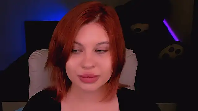 Snapshot of evaharve chatting on 09/26/25, 05:36 evaharve online show from 09/26/25, 05:36