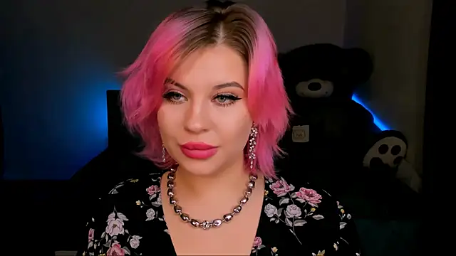 Snapshot of evaharve chatting on 02/01/25, 02:16 evaharve online show from 02/01/25, 02:16