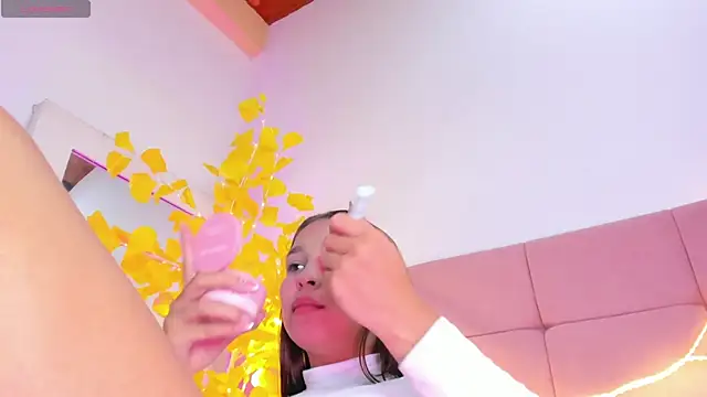 HaleyAmaya online show from 04/17/26, 10:56