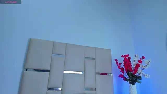 HaleyAmaya online show from 11/12/25, 07:18