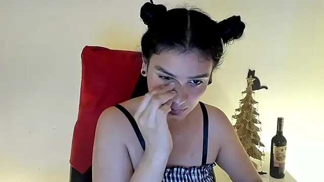 sweetnea online show from 12/30/24, 04:42