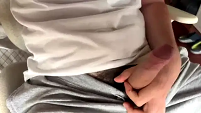 Axeeeeeeeeeeeel online show from 04/15/26, 04:44