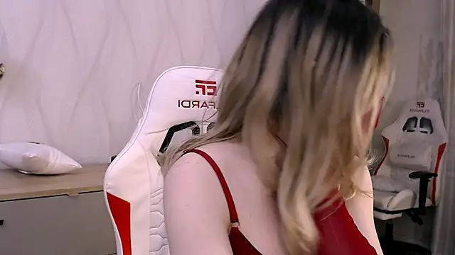 Babby Rabbit online show from 11/03/25, 06:33