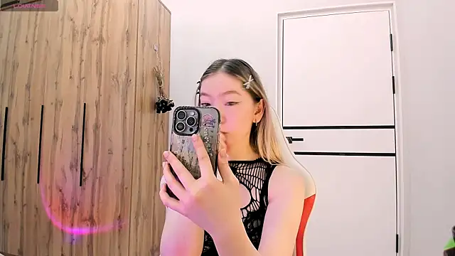 Babby Rabbit online show from 04/02/26, 12:01