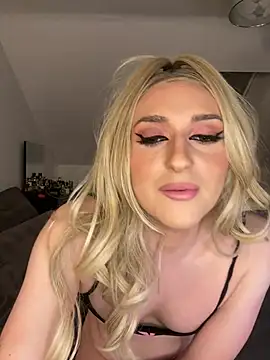 littlebambi26 online show from 04/01/26, 09:34