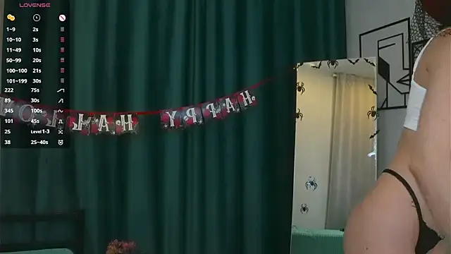 ElvaHilby online show from 10/29/25, 01:04