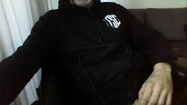 Avamereandmikel online show from 01/04/25, 02:56