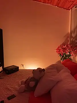 Gabriela-Parker  online show from 11/22/25, 11:58