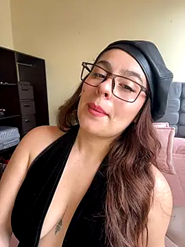 Snapshot of Gabriela-Parker_ chatting on 09/20/25, 05:51 Gabriela-Parker online show from 09/20/25, 05:51