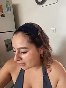 Gabriela-Parker  online show from 12/04/25, 06:18