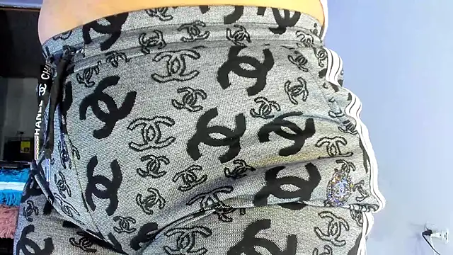 Dulce smith 1 online show from 11/21/25, 01:04