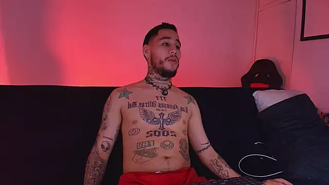 Snapshot of Junihn0 chatting on 12/03/25, 06:03 Junihn0 online show from 12/03/25, 06:03