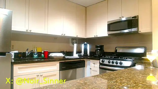 sinnernoir online show from 02/22/26, 04:04