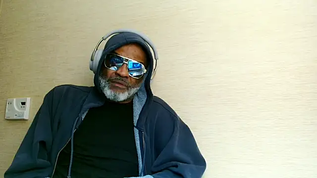 sinnernoir online show from 03/03/26, 02:24