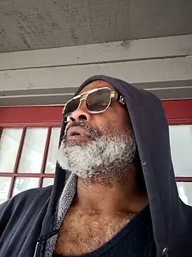 sinnernoir online show from 03/19/26, 01:44