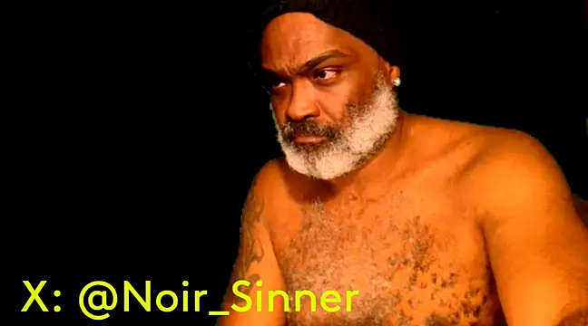 Snapshot of sinnernoir chatting on 02/04/25, 03:00 sinnernoir online show from 02/04/25, 03:00
