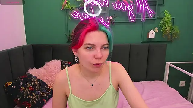 marie reyes  online show from 02/05/26, 02:18