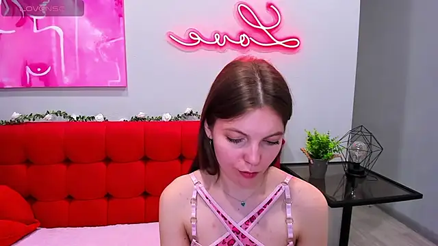 marie reyes  online show from 03/06/25, 04:41