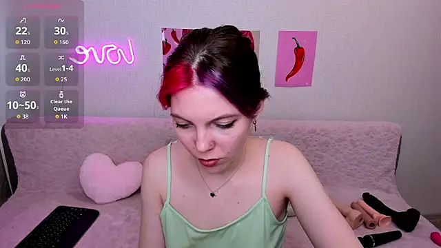 marie reyes  online show from 02/28/26, 03:28