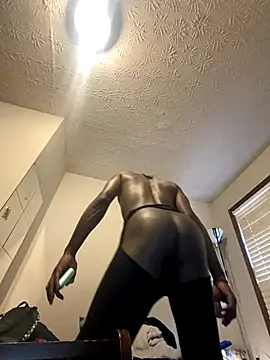 Shawtyblaque21 online show from 10/09/25, 05:46