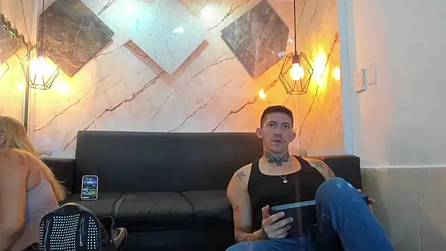 Duodreamhot online show from 06/19/26, 05:13