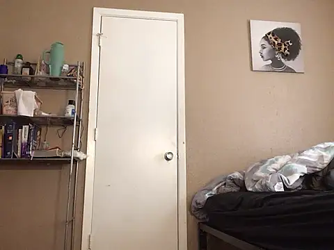 Eboni03 online show from 01/14/25, 07:32