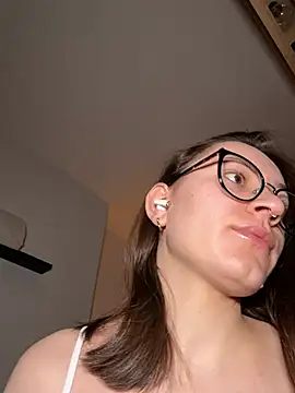 Snapshot of Lilly_Soulmate chatting on 02/03/26, 04:10 Lilly Soulmate online show from 02/03/26, 04:10