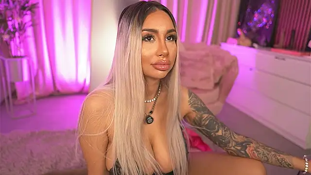 GoldenAmber online show from 03/02/26, 06:36