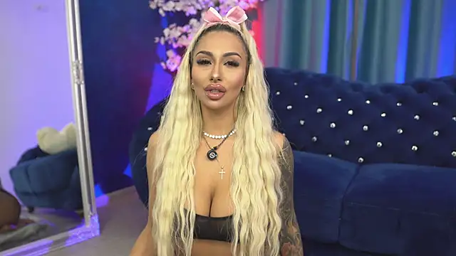 GoldenAmber online show from 09/28/25, 07:32