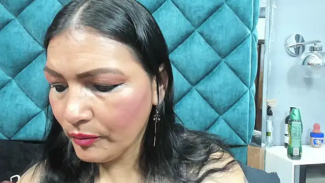 PENELOPELEWISs online show from 03/25/26, 07:46