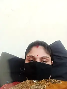 Cute-Aadhvita online show from 10/19/25, 07:44