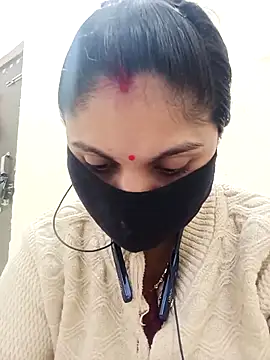 Cute-Aadhvita online show from 11/11/25, 03:45