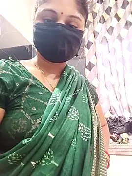 Snapshot of Cute-Aadhvita chatting on 03/01/26, 03:39 Cute-Aadhvita online show from 03/01/26, 03:39