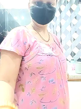 Snapshot of Cute-Aadhvita chatting on 02/06/26, 01:45 Cute-Aadhvita online show from 02/06/26, 01:45