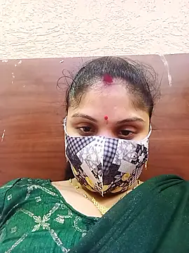 Snapshot of Cute-Aadhvita chatting on 02/15/26, 11:53 Cute-Aadhvita online show from 02/15/26, 11:53