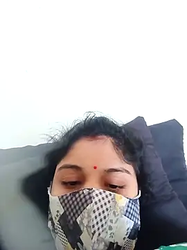 Cute-Aadhvita online show from 09/15/25, 01:17