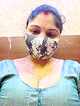 Snapshot of Cute-Aadhvita chatting on 02/18/26, 01:14 Cute-Aadhvita online show from 02/18/26, 01:14