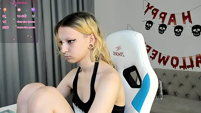 Snapshot of Lexy-Woorhez chatting on 11/01/25, 11:37 Lexy-Woorhez online show from 11/01/25, 11:37