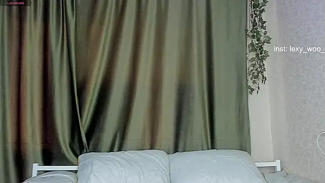 Lexy-Woorhez online show from 03/27/26, 11:22