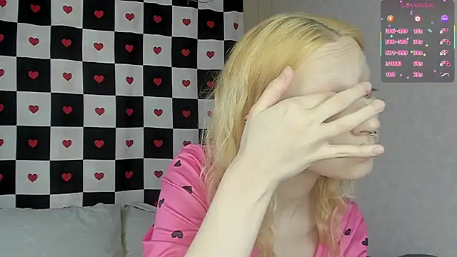 Lexy-Woorhez online show from 02/13/26, 08:58