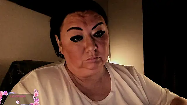 SexxyDreams1 online show from 09/23/25, 03:02