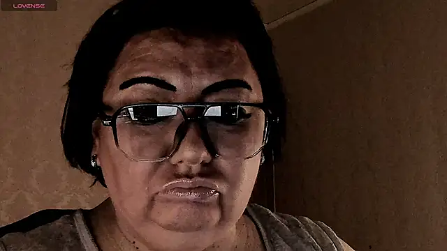 SexxyDreams1 online show from 03/19/26, 11:05