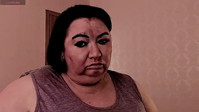 SexxyDreams1 online show from 02/03/26, 06:40