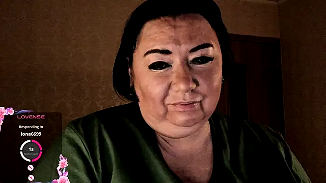 SexxyDreams1 online show from 12/05/25, 03:54