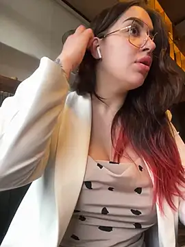 VikiDemi online show from 03/02/25, 01:42