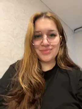 VikiDemi online show from 09/29/25, 02:12