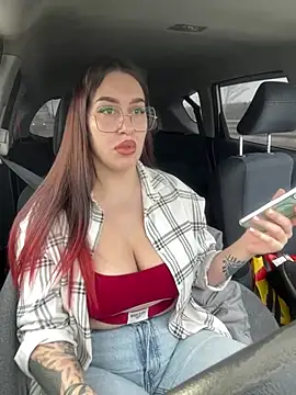 VikiDemi online show from 02/25/25, 11:43