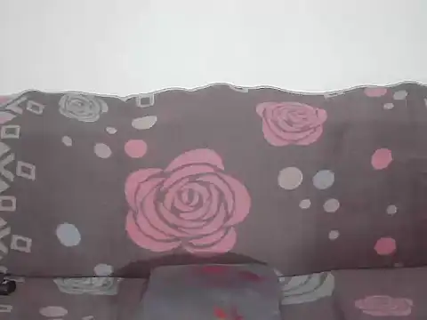 Snapshot of XIndian_Butterfly4uX chatting on 12/20/25, 07:28 XIndian Butterfly4uX online show from 12/20/25, 07:28